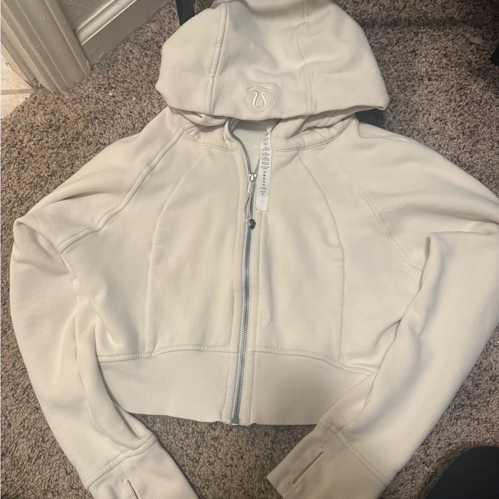 Lululemon Athletica scuba full zip cropped ( bone)